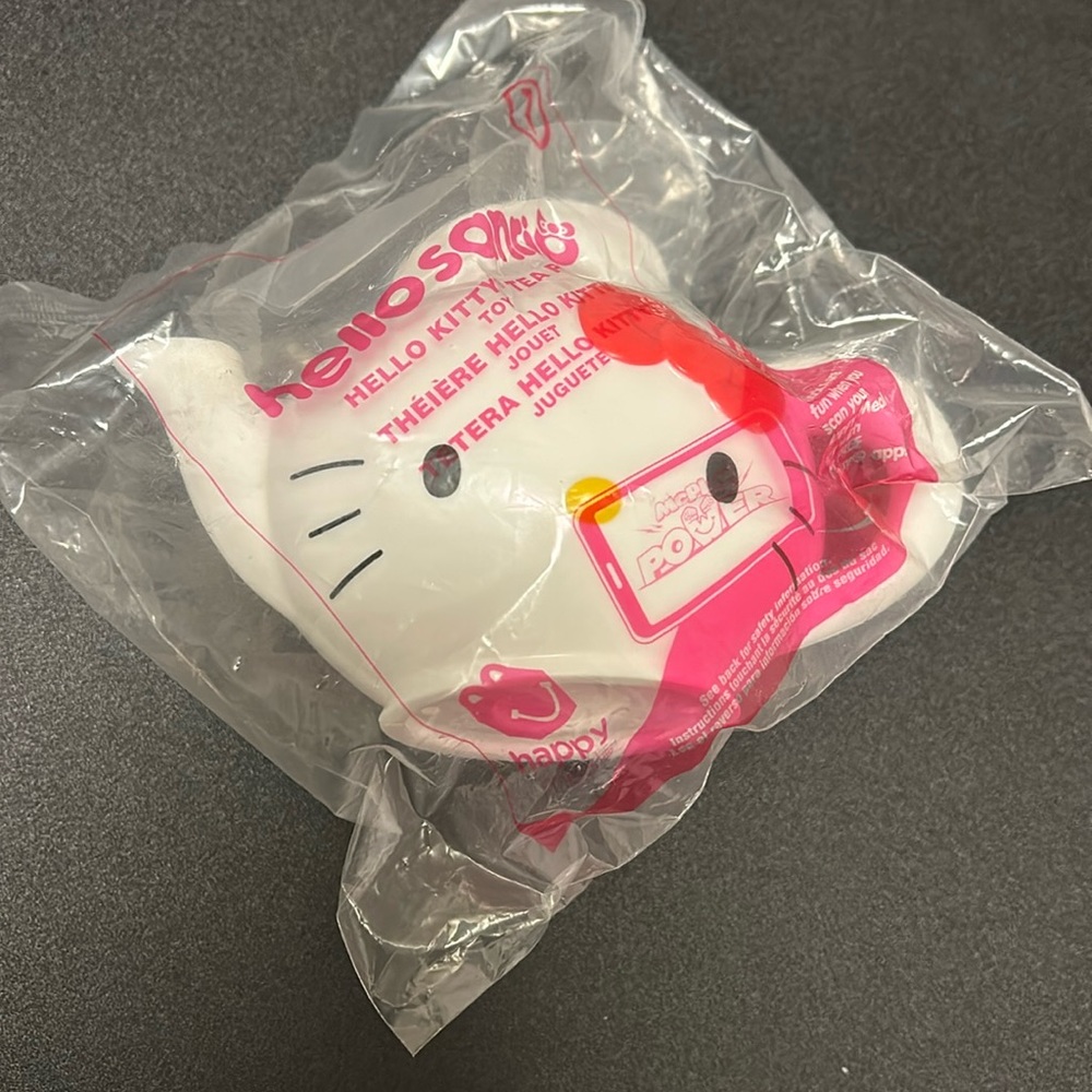 💙3 for $15💙 Hello Kitty Toy